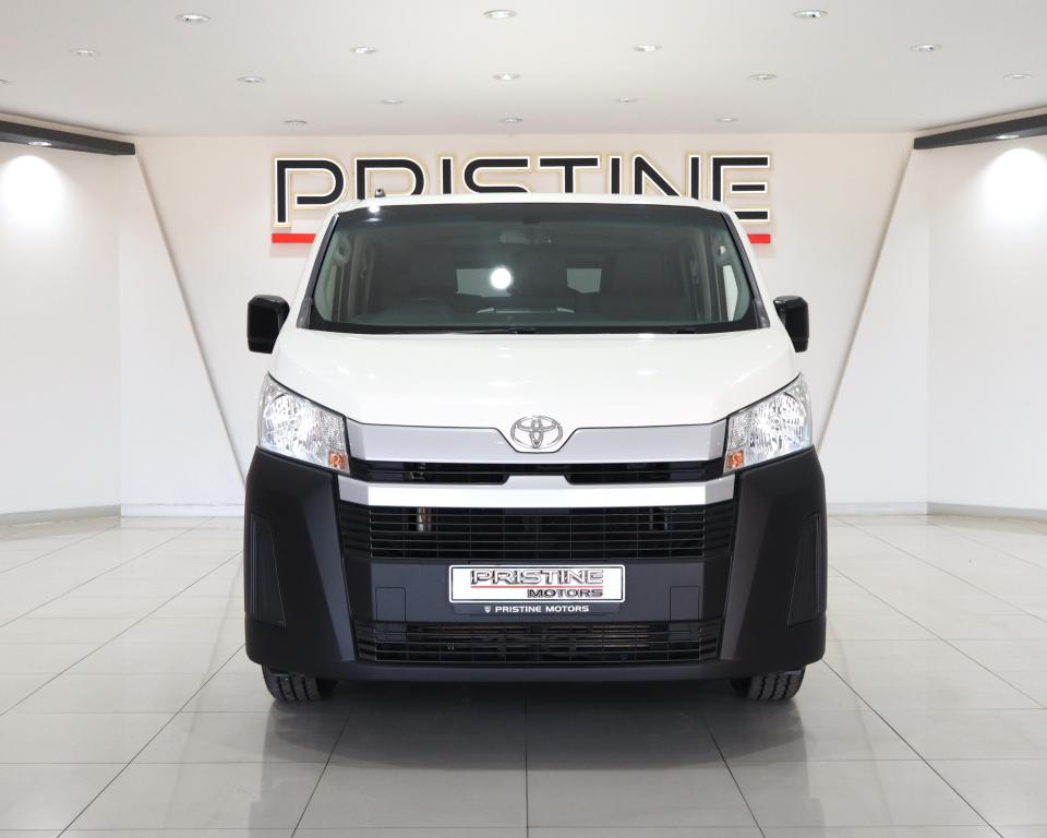 2021 Toyota Quantum 2.8 LWB Crew Cab