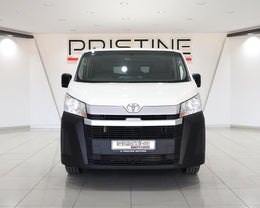 2021 Toyota Quantum 2.8 LWB Crew Cab