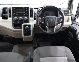 2021 Toyota Quantum 2.8 LWB Crew Cab