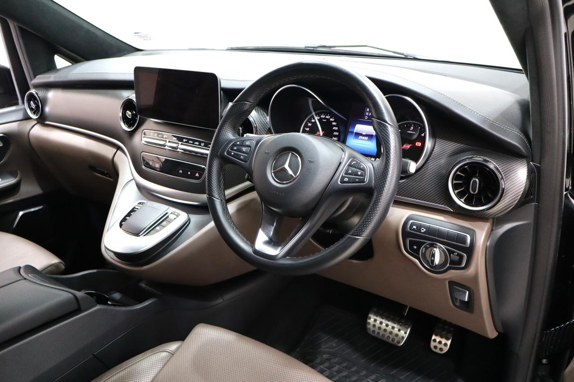 2023 Mercedes-Benz V-Class V300d Exclusive AMG Line