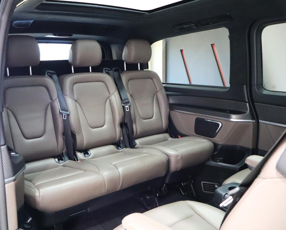 2023 Mercedes-Benz V-Class V300d Exclusive AMG Line
