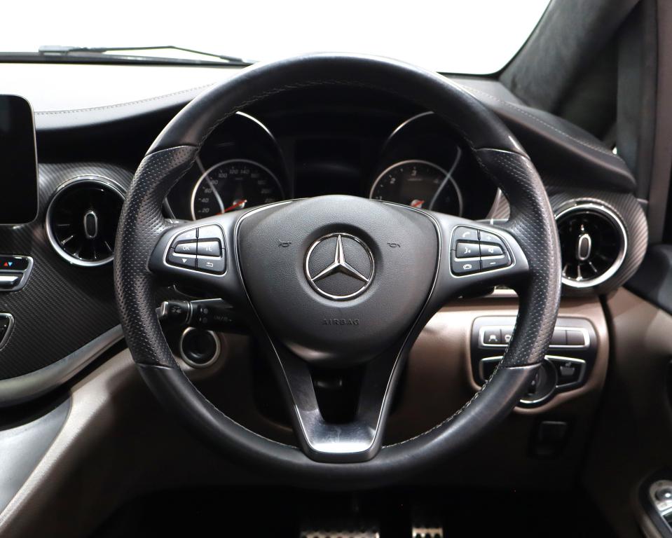2023 Mercedes-Benz V-Class V300d Exclusive AMG Line