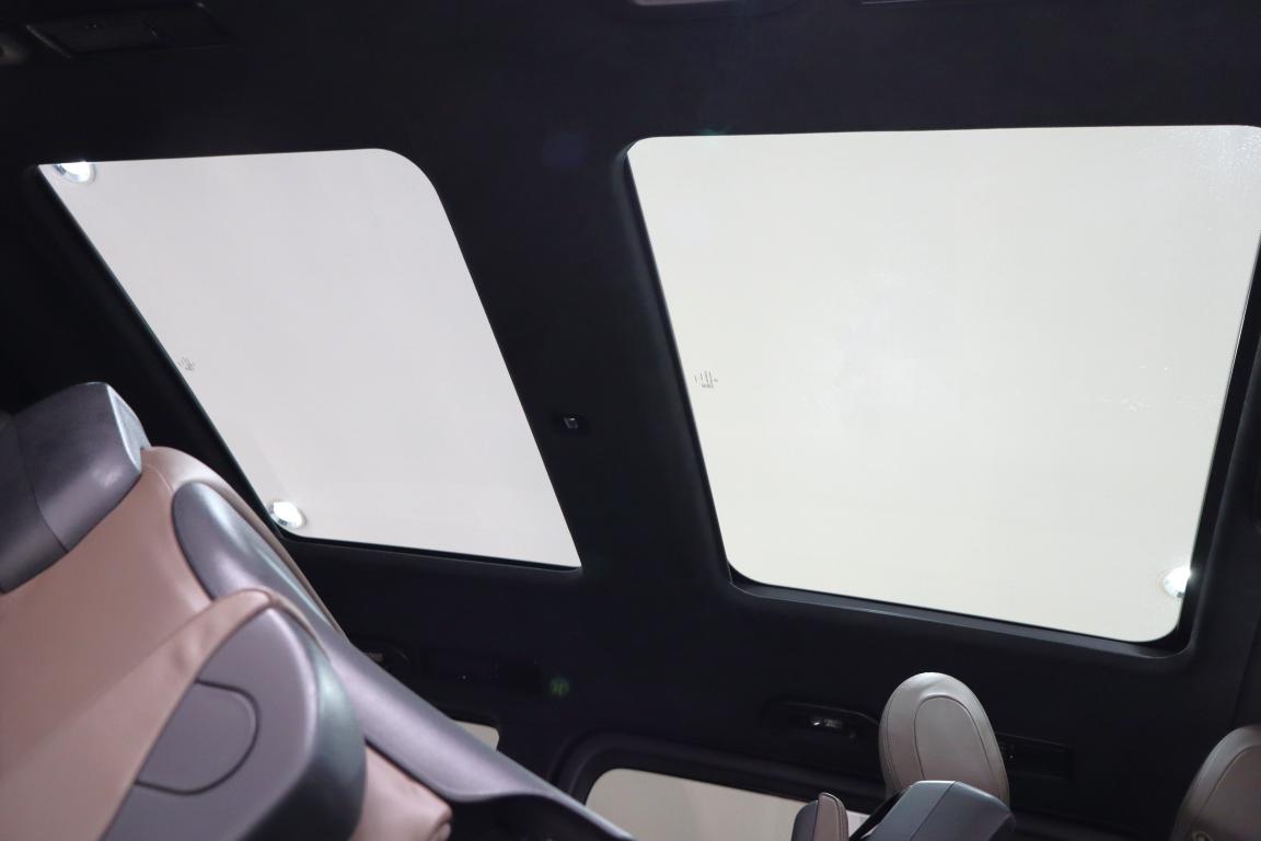 2023 Mercedes-Benz V-Class V300d Exclusive AMG Line