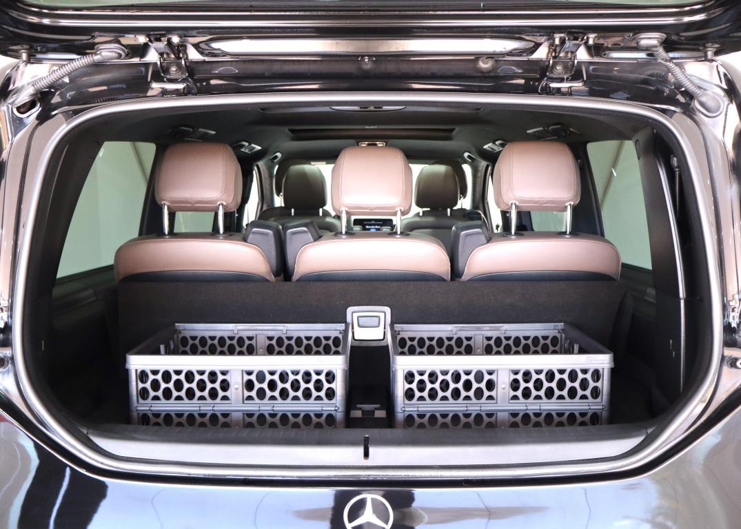 2023 Mercedes-Benz V-Class V300d Exclusive AMG Line