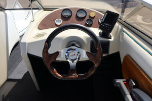 2000 Classice Powered 225 HP Boat And Trailer