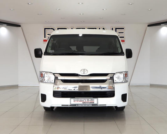 2013 Toyota Quantum 2.7 GL 10-seater bus