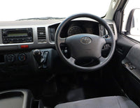 2013 Toyota Quantum 2.7 GL 10-seater bus