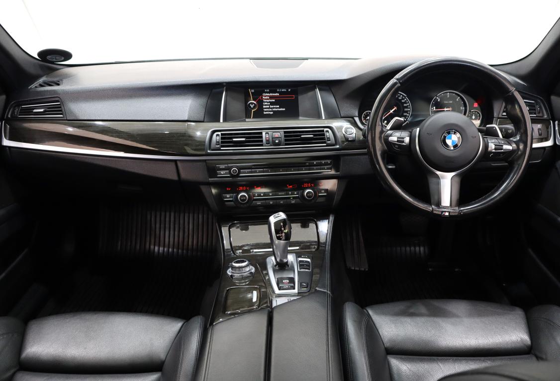 2014 BMW 5 Series 520d M Sport