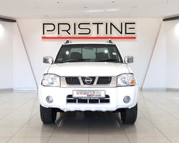 2019 Nissan NP300 Hardbody 2.4 Double Cab 4x4