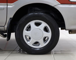 2002 Toyota Condor 2400i TX