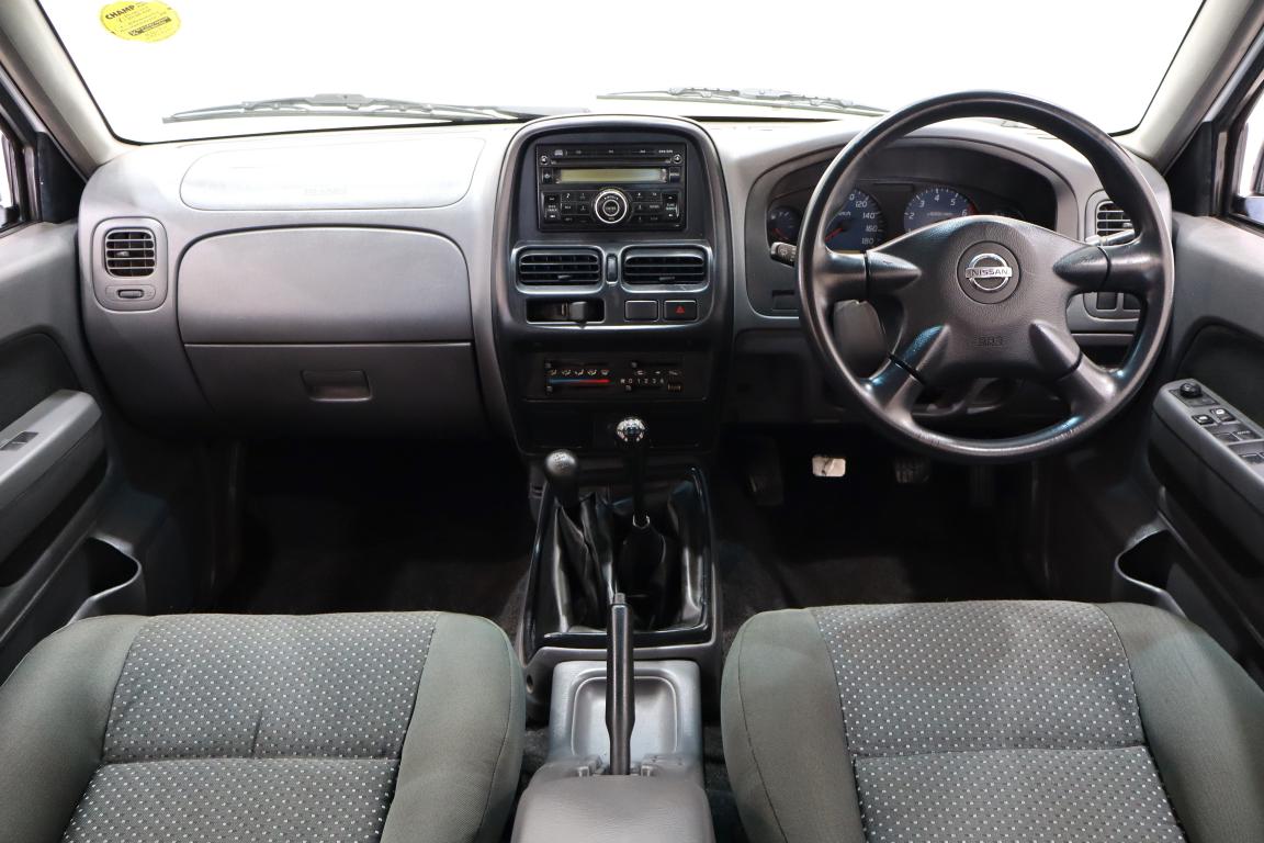 2019 Nissan NP300 Hardbody 2.4 Double Cab 4x4