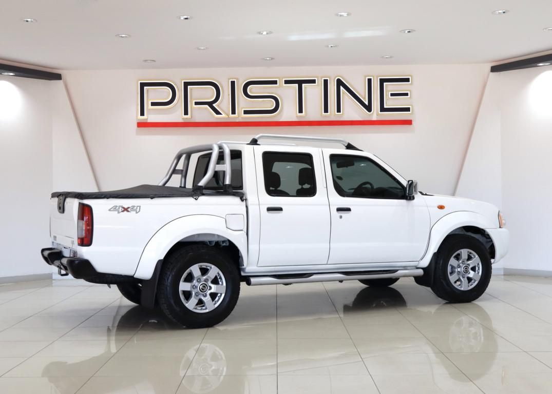 2019 Nissan NP300 Hardbody 2.4 Double Cab 4x4