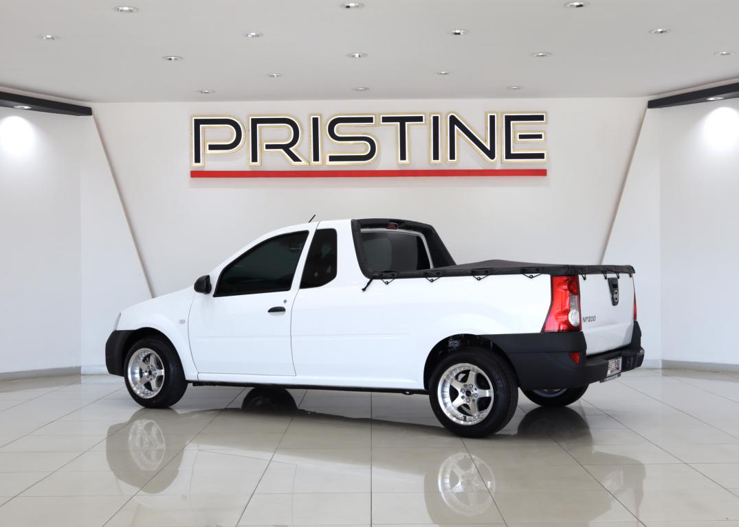 2022 Nissan NP200 1.6