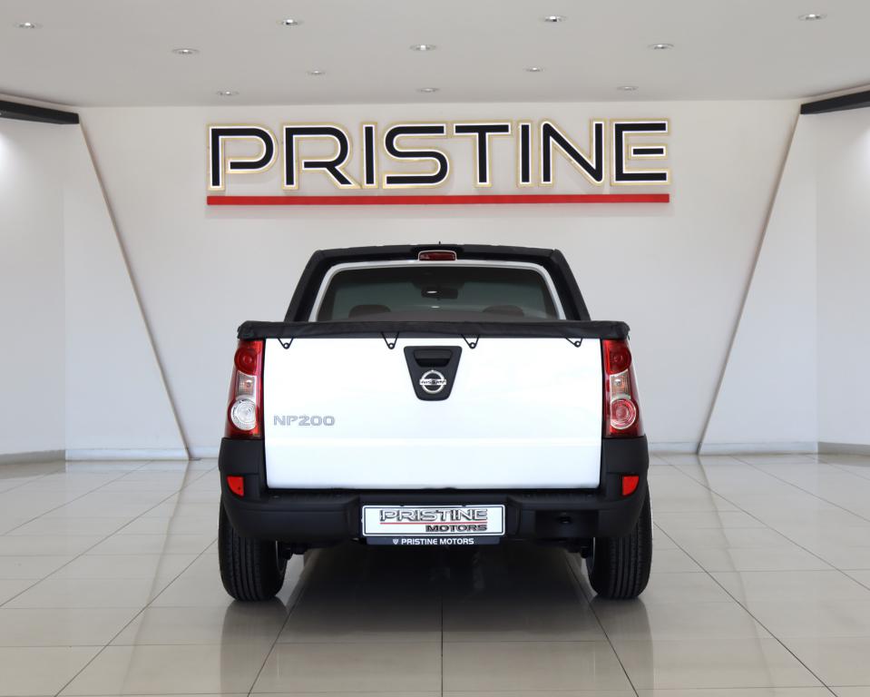 2022 Nissan NP200 1.6