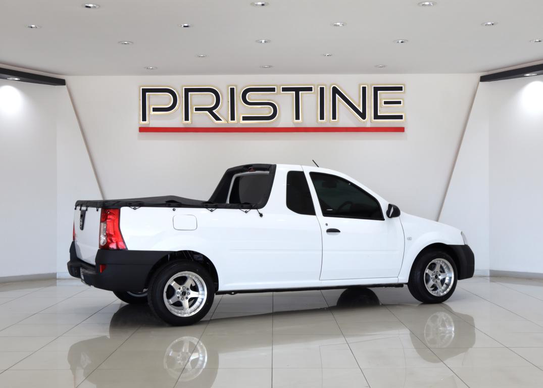 2022 Nissan NP200 1.6