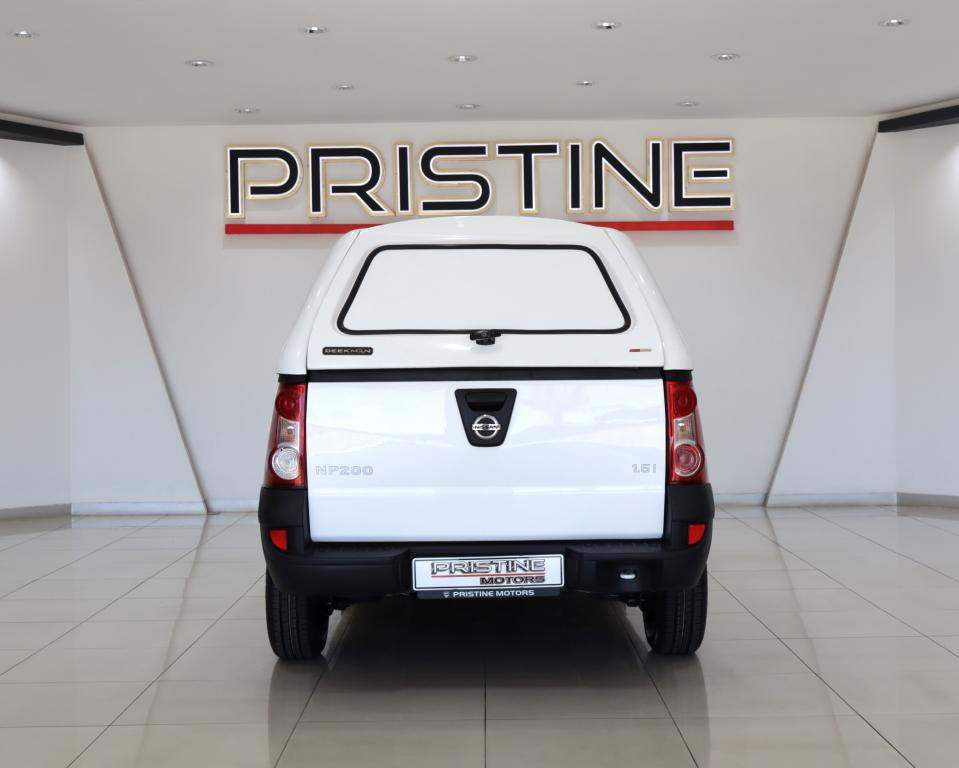 2022 Nissan NP200 1.6i (aircon)