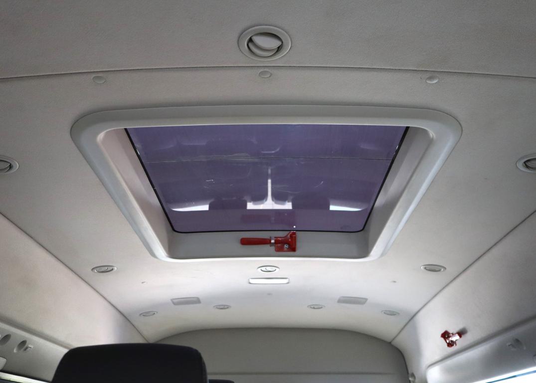 2023 Toyota Quantum 2.8 SLWB Bus 14-seater GL Auto