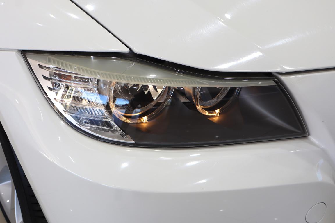 2009 BMW 3 Series 323i Auto