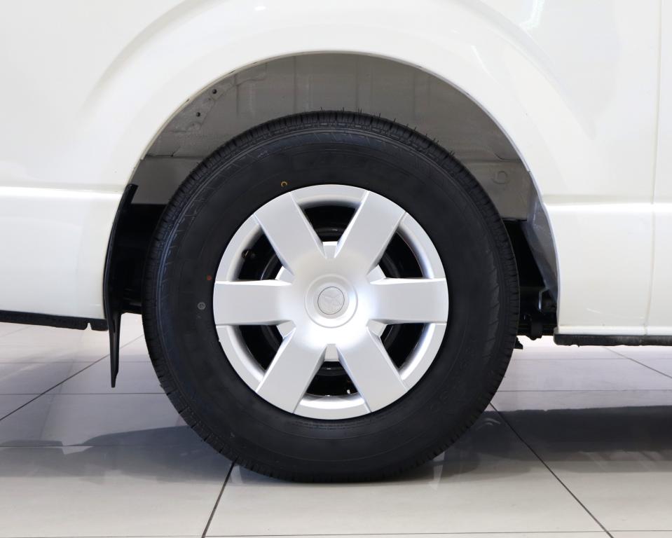 2024 Toyota Quantum 2.7 Sesfikile