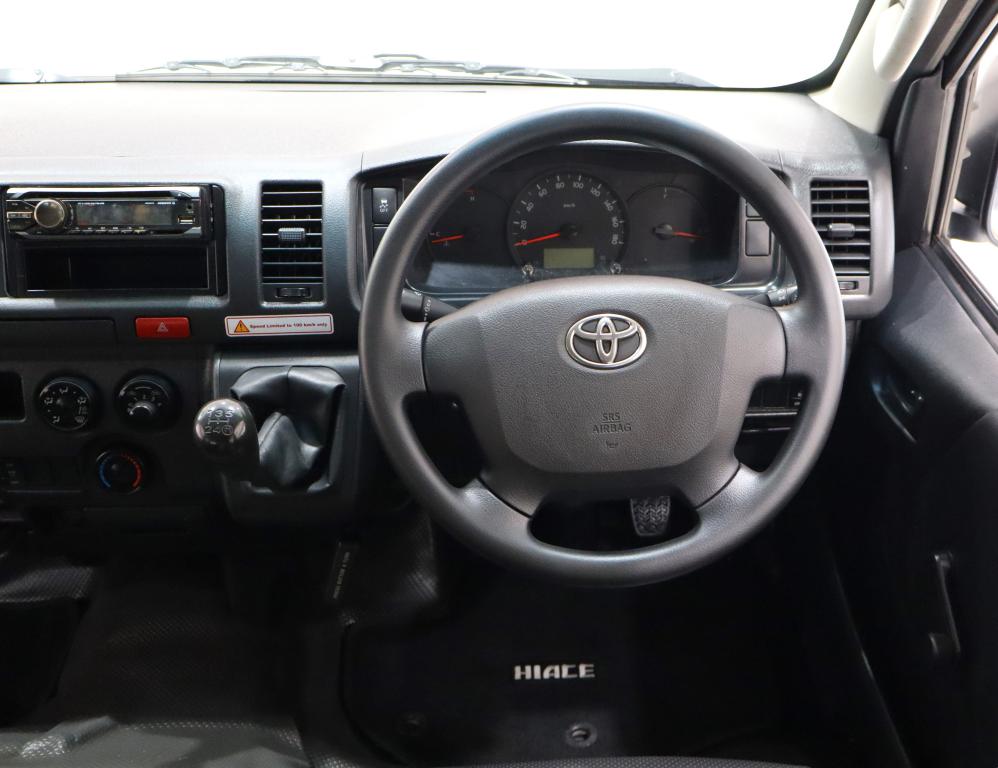 2024 Toyota Quantum 2.7 Sesfikile