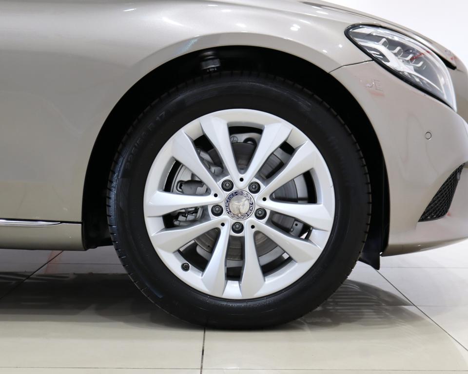 2020 Mercedes-Benz C-Class C200 Avantgarde