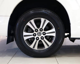2022 Toyota Quantum 2.8 SLWB Bus 14-Seater GL