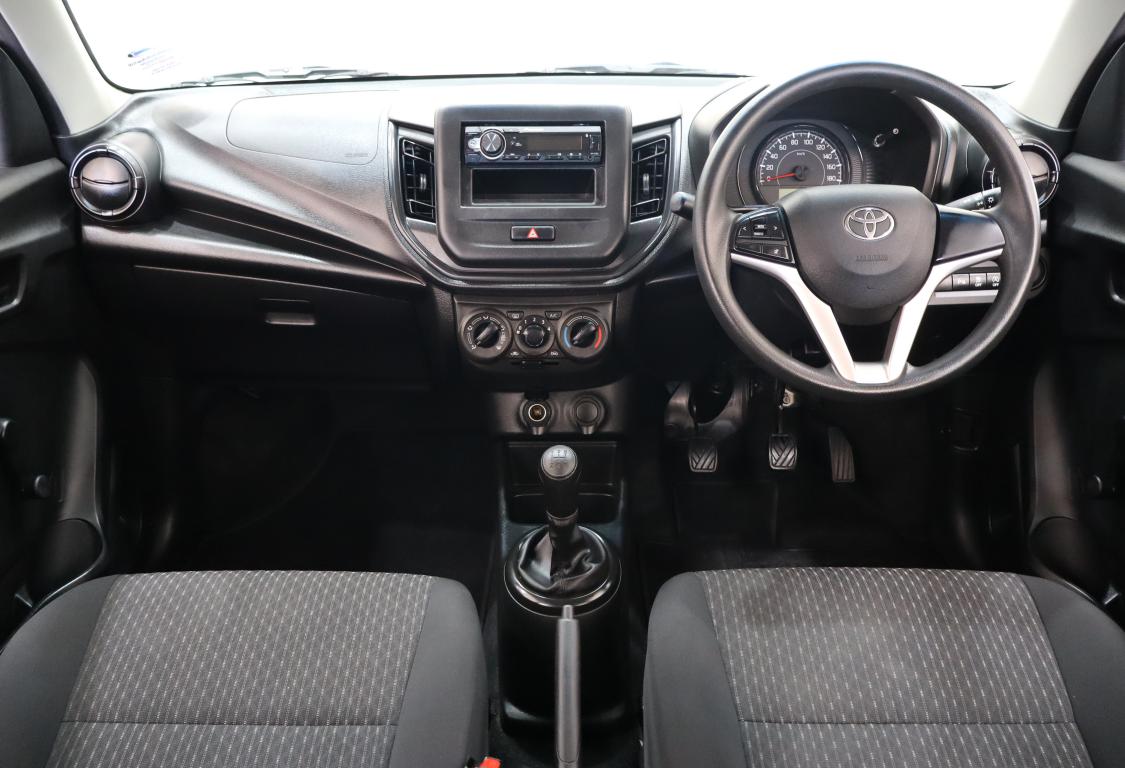 2024 Toyota Vitz 1.0