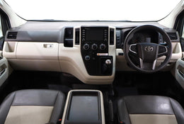 2022 Toyota Quantum 2.8 SLWB Bus 14-Seater GL