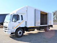 2011 Fuso FM 16-270FC Volume Body Truck