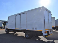 2011 Fuso FM 16-270FC Volume Body Truck