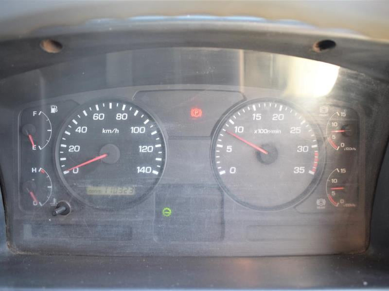 2011 Fuso FM 16-270FC Volume Body Truck