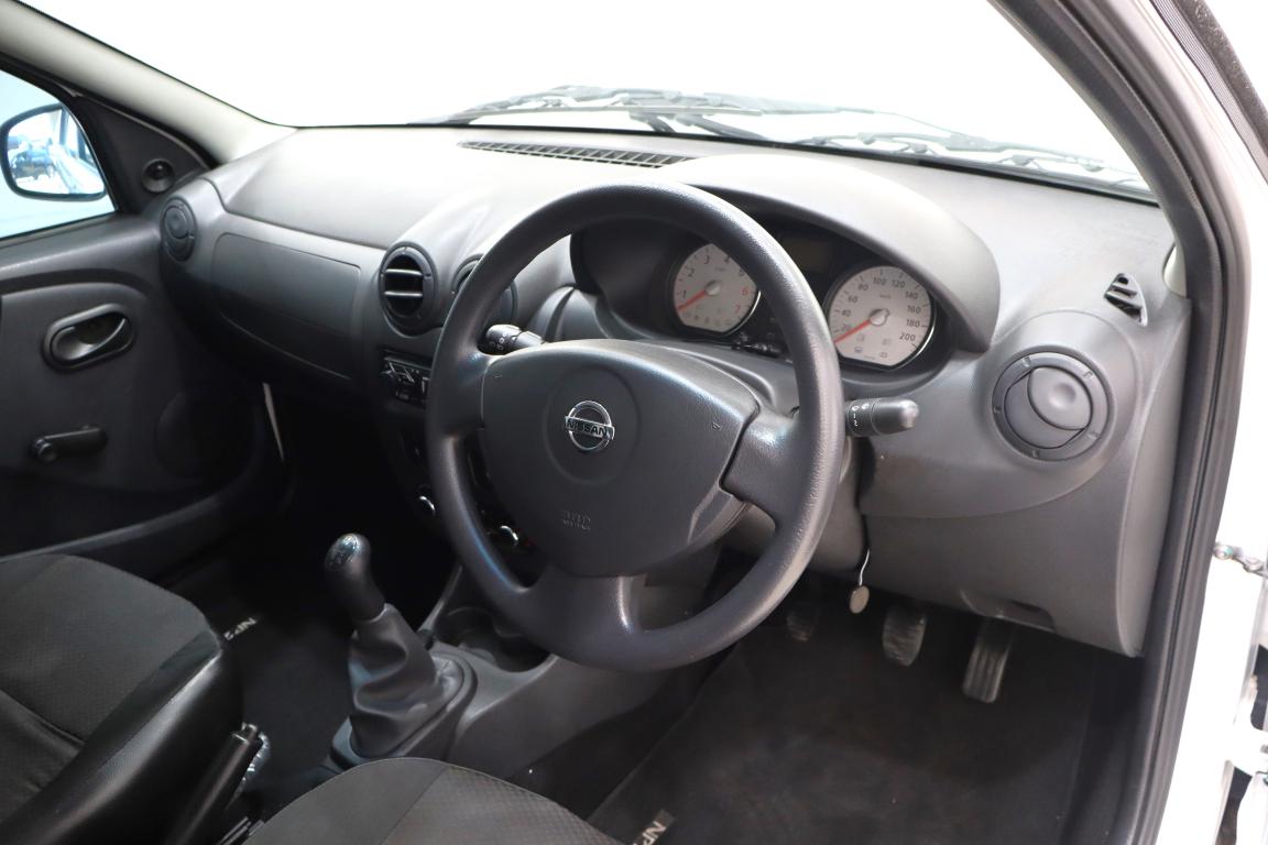 2022 Nissan NP200 1.6i (Aircon) Safety Pack