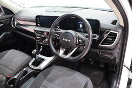 2025 Kia Seltos 1.5 LX Manual