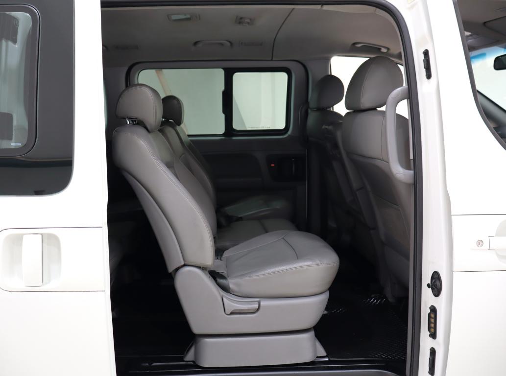2021  Hyundai H-1 2.5CRDi Elite 12-Seater