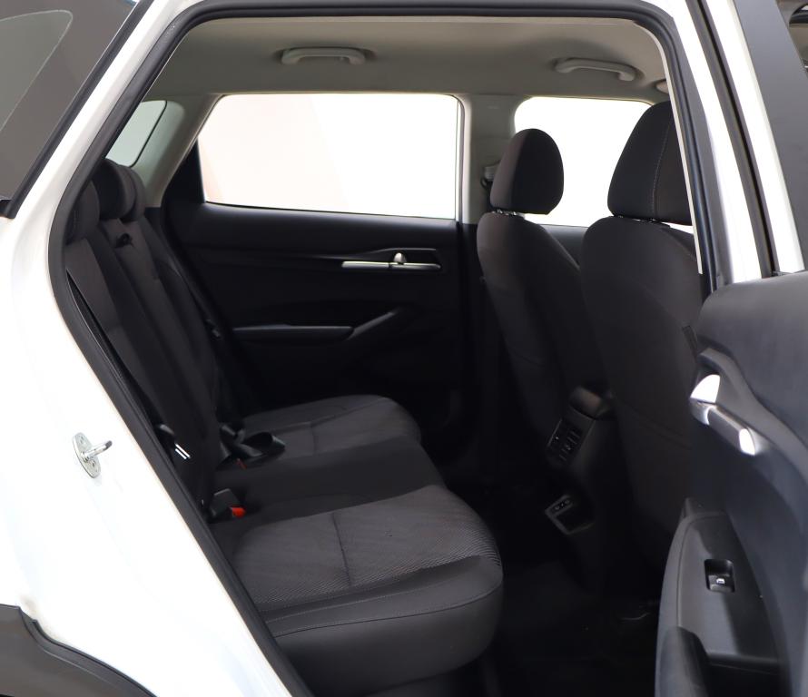 2025 Kia Seltos 1.5 LX Manual