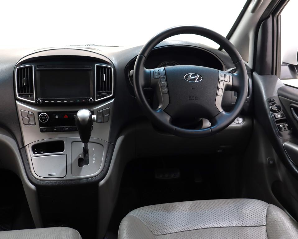 2021  Hyundai H-1 2.5CRDi Elite 12-Seater