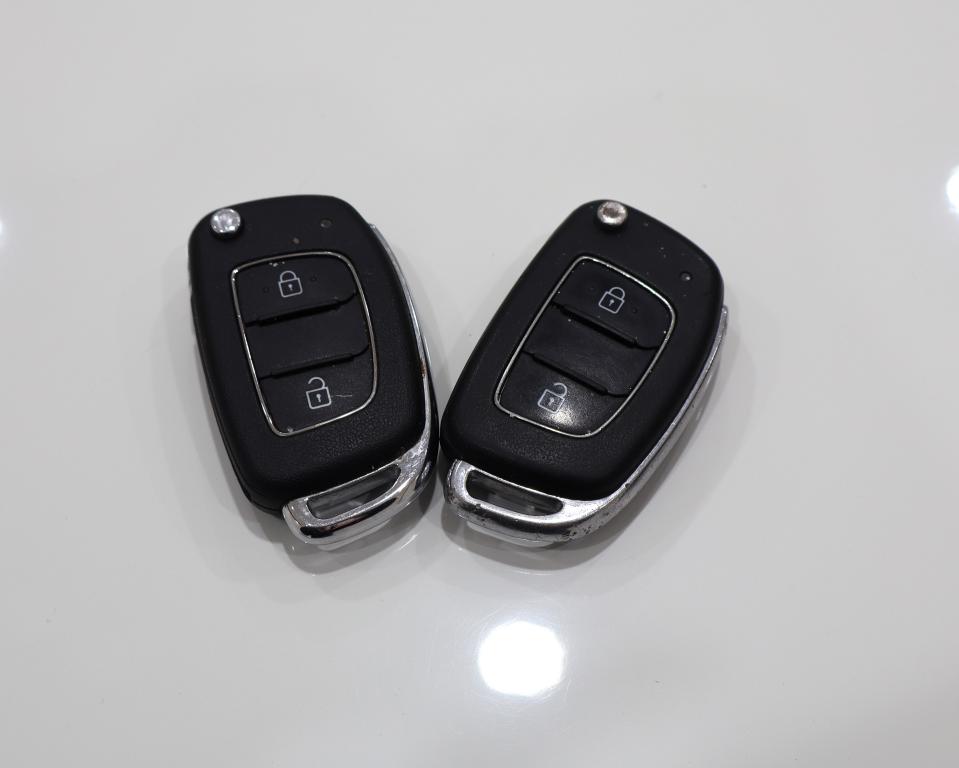 2021  Hyundai H-1 2.5CRDi Elite 12-Seater
