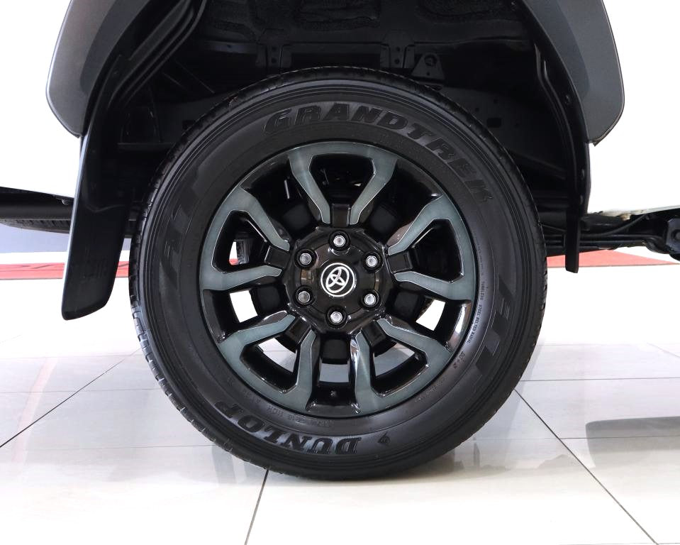 2023 Toyota Hilux 2.8GD-6 Xtra Cab 4x4 Legend