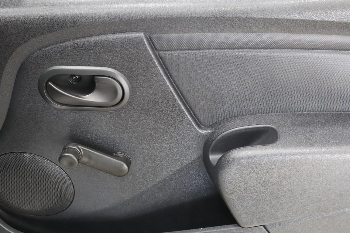 2022 Nissan NP200 1.6i (Aircon) Safety Pack