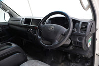 2015 Toyota Quantum 2.5D-4D GL 14-Seater Bus