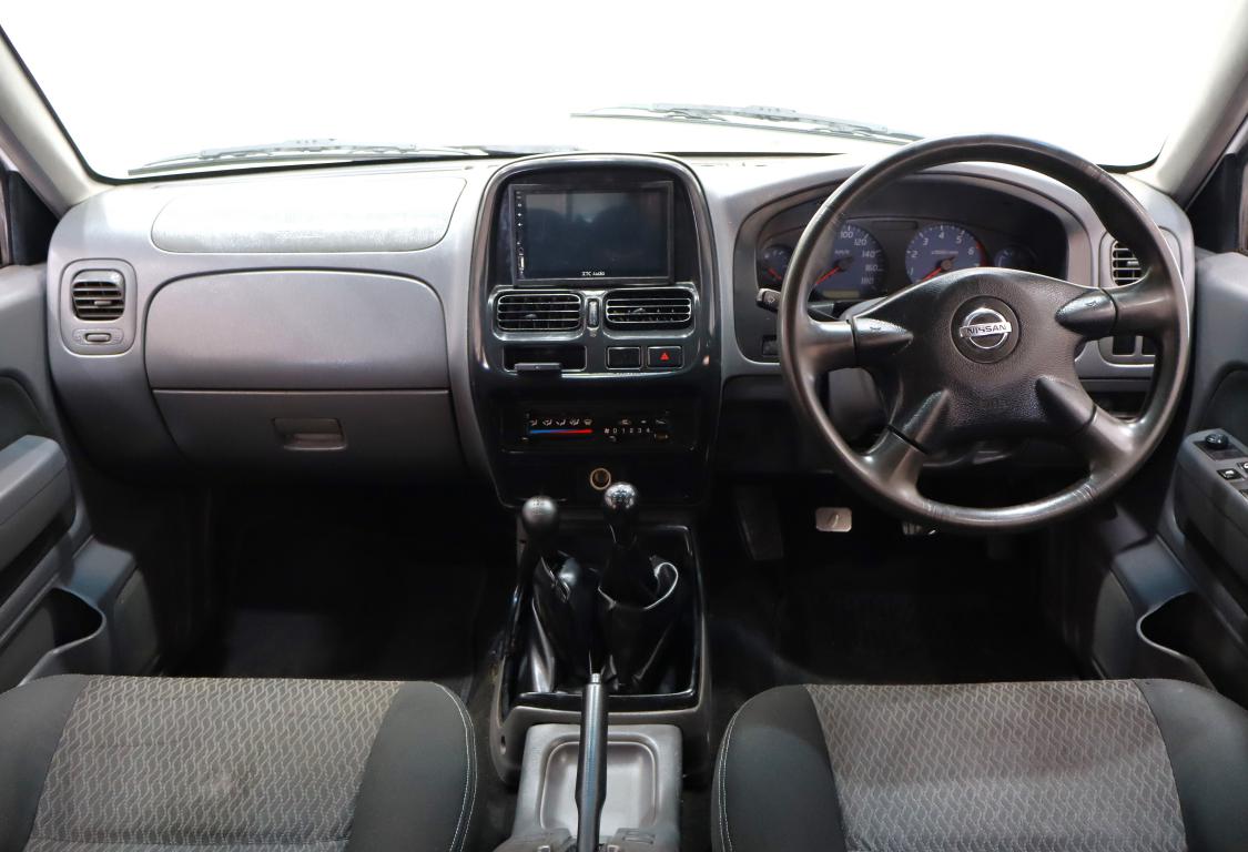 2018 Nissan NP300 Hardbody 2.4 Double Cab 4x4