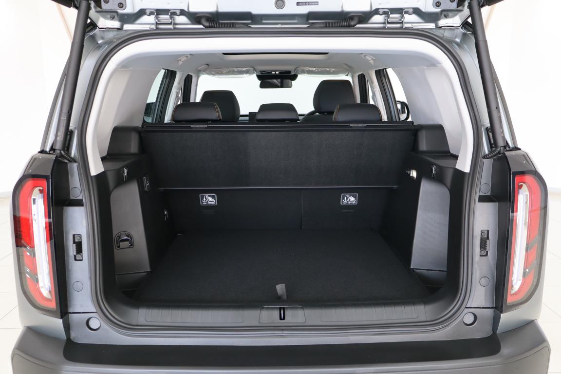 2025 BAIC B30 1.5T HEV Premium Adventure AWD