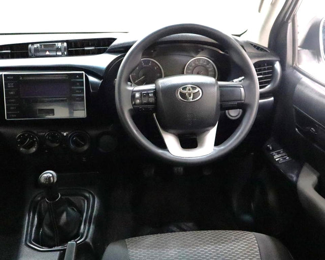 2017 Toyota Hilux 2.4GD-6 Xtra cab SRX