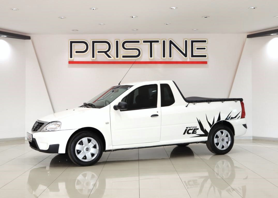 2015 Nissan NP200 1.6i