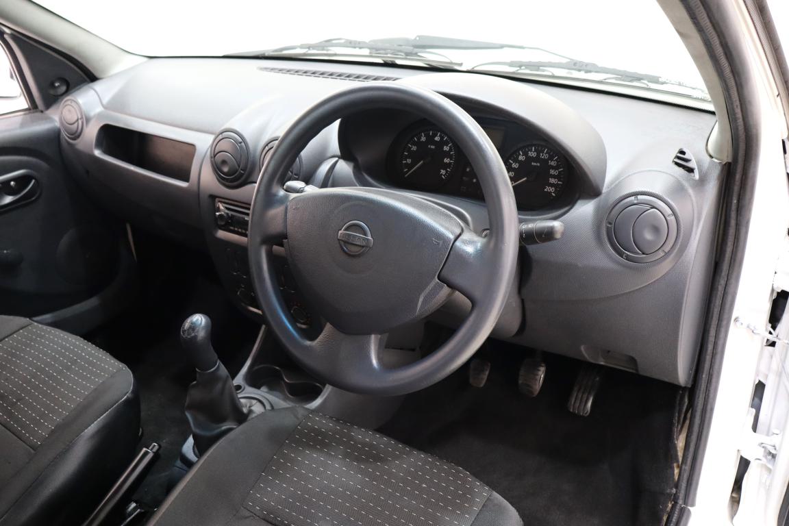 2015 Nissan NP200 1.6i
