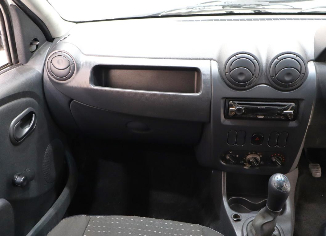 2015 Nissan NP200 1.6i