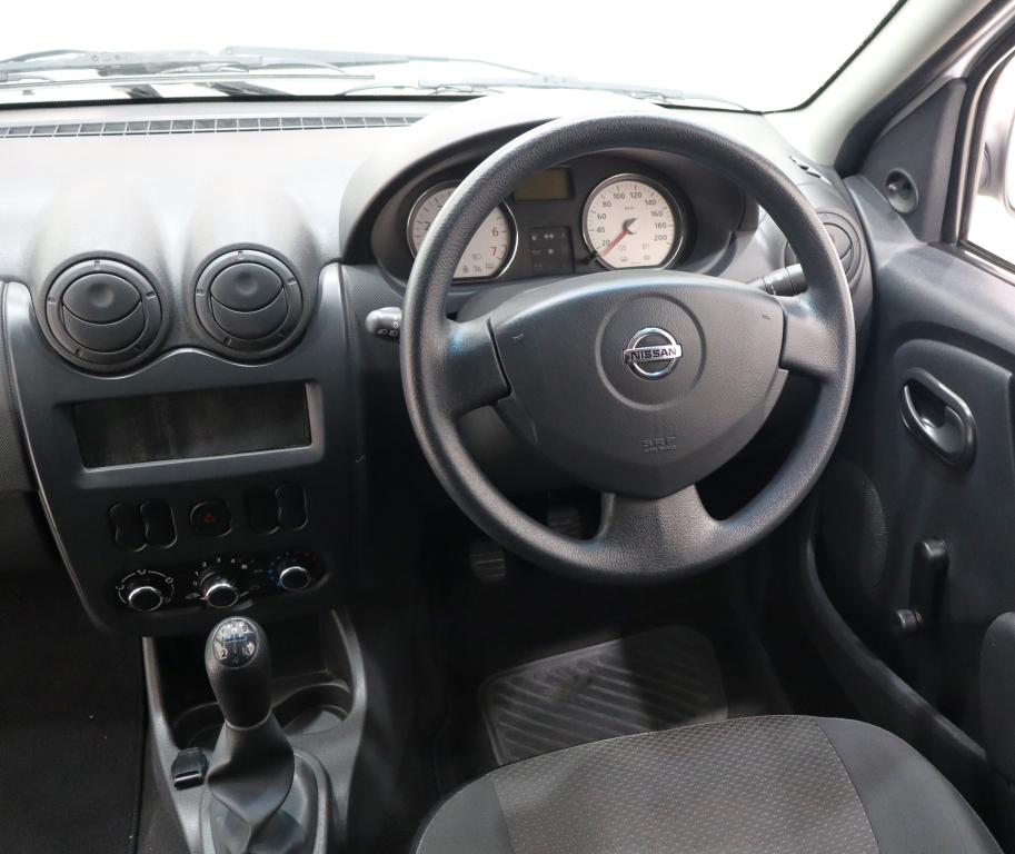 2022 Nissan NP200 1.6i (Aircon) Safety Pack