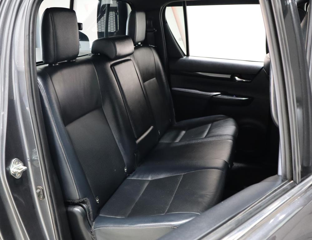 2020 Toyota Hilux 2.8GD-6 Double Cab Legend 50 Auto