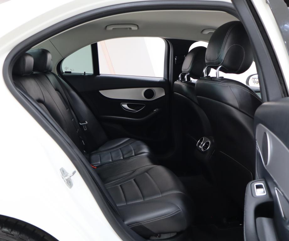 2015 Mercedes-Benz C-Class C200 Avantgarde Auto