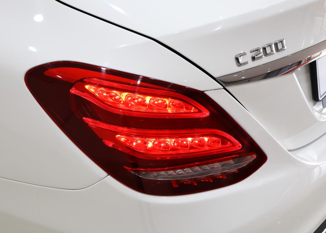 2015 Mercedes-Benz C-Class C200 Avantgarde Auto